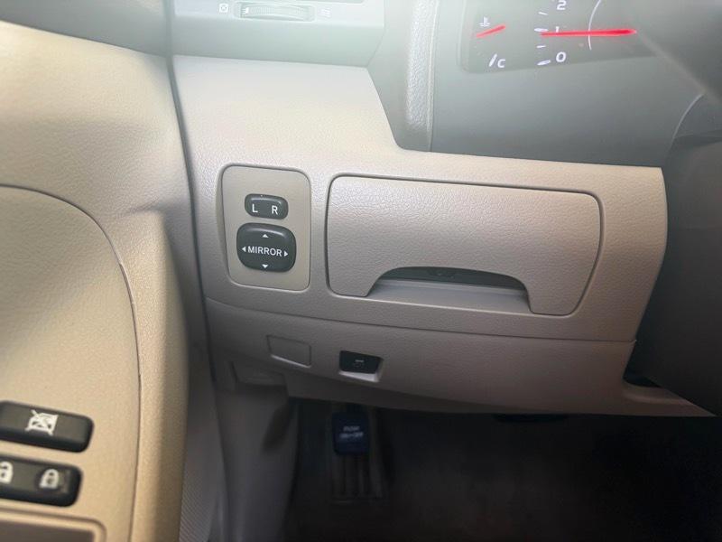Toyota Camry LE 4D Sedan 2010
