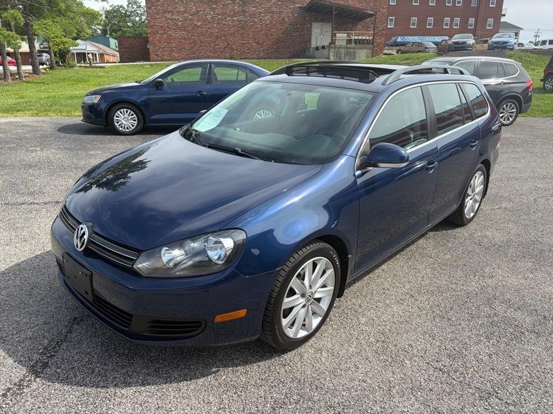 Volkswagen Jetta SportWagen 2.5L SE PZEV 2012