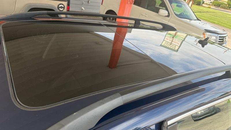 Volkswagen Jetta SportWagen 2.5L SE PZEV 2012