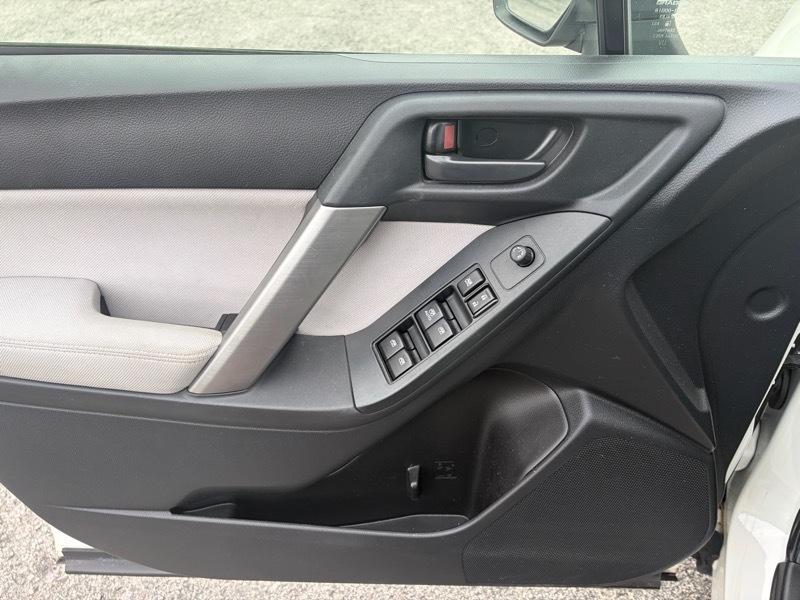 Subaru Forester 2.5i Premium 2015