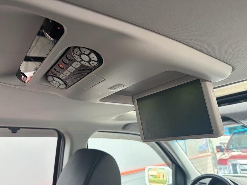 Honda Pilot Touring 4WD 5-Spd AT with DVD 2014