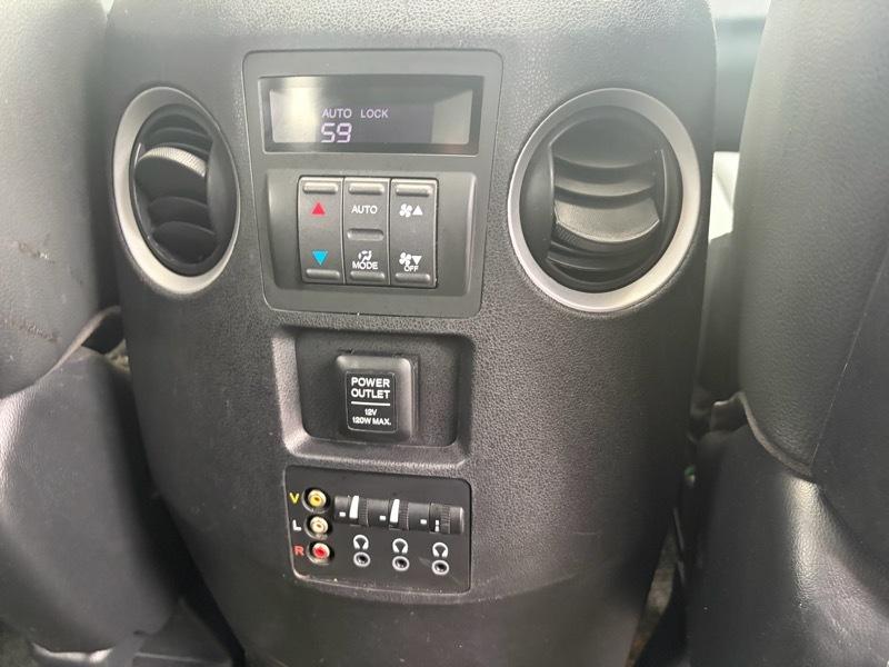 Honda Pilot Touring 4WD 5-Spd AT with DVD 2014