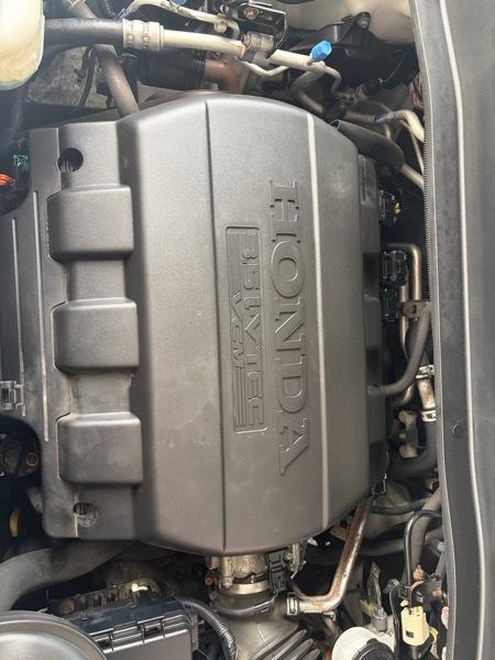 Honda Pilot Touring 4WD 5-Spd AT with DVD 2014