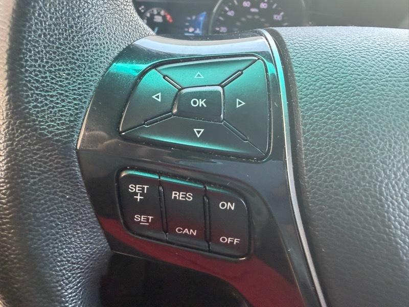2017 Ford Explorer Limited - Photo 18