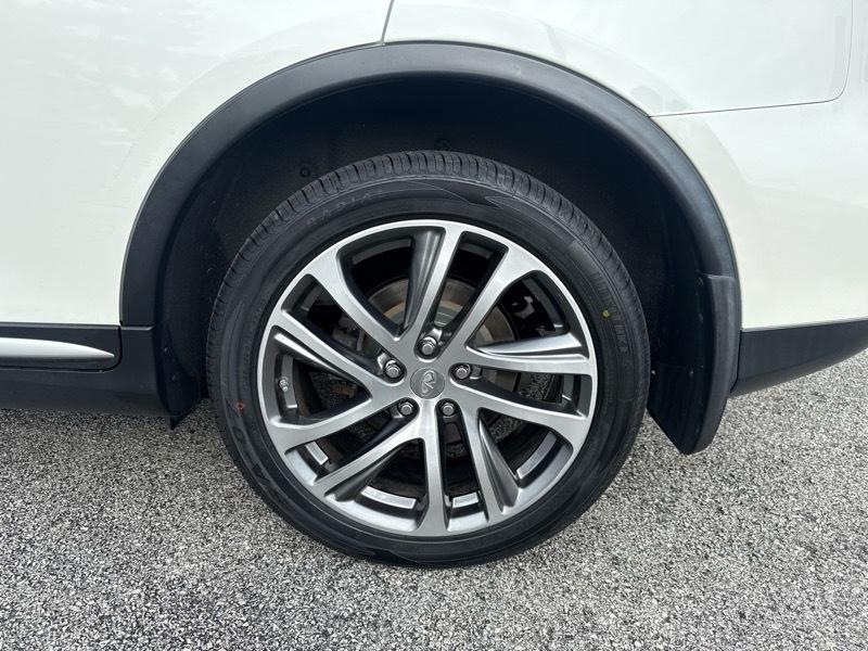 Infiniti QX50 Base AWD 2016