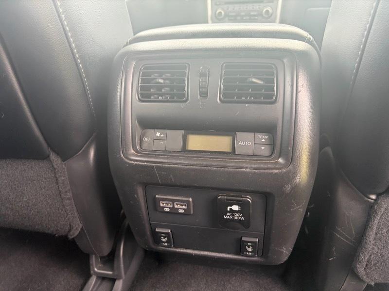 Nissan Pathfinder Platinum 4WD 2017