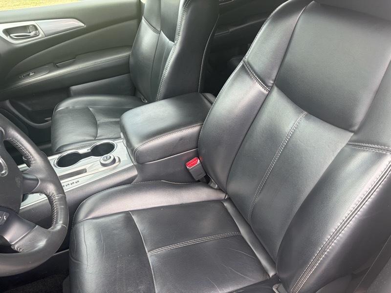 Nissan Pathfinder Platinum 4WD 2017