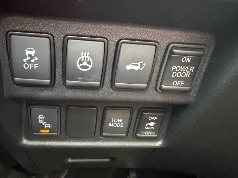Nissan Pathfinder Platinum 4WD 2017