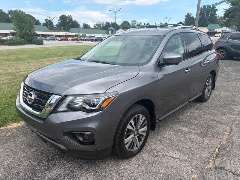 Nissan Pathfinder Platinum 4WD 2017