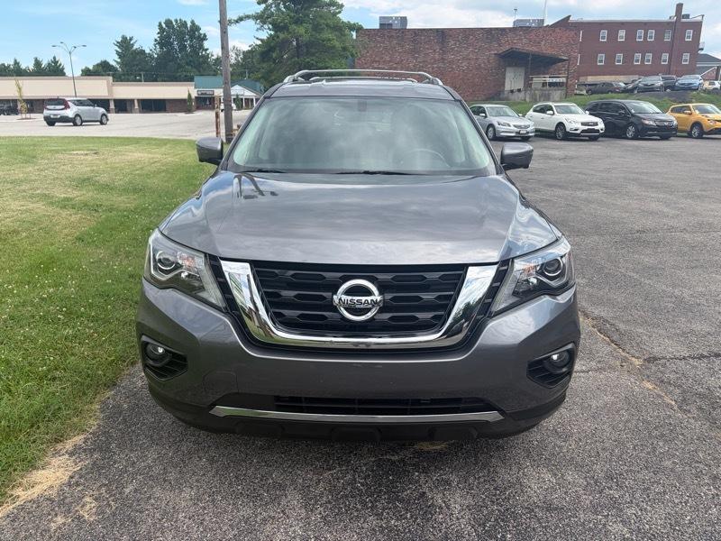 Nissan Pathfinder Platinum 4WD 2017