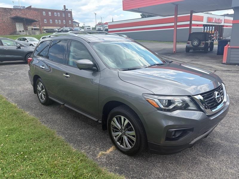 2017 Nissan Pathfinder Platinum 4WD