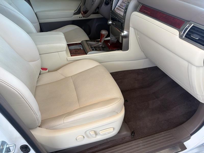 Lexus GX 460 Sport Utility 2013