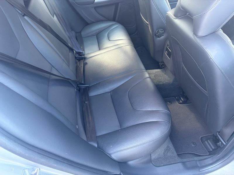 2015 Volvo V60 Premier - Photo 35