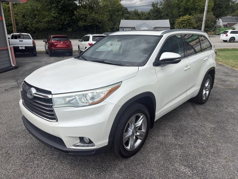 Toyota Highlander Limited FWD V6 2015