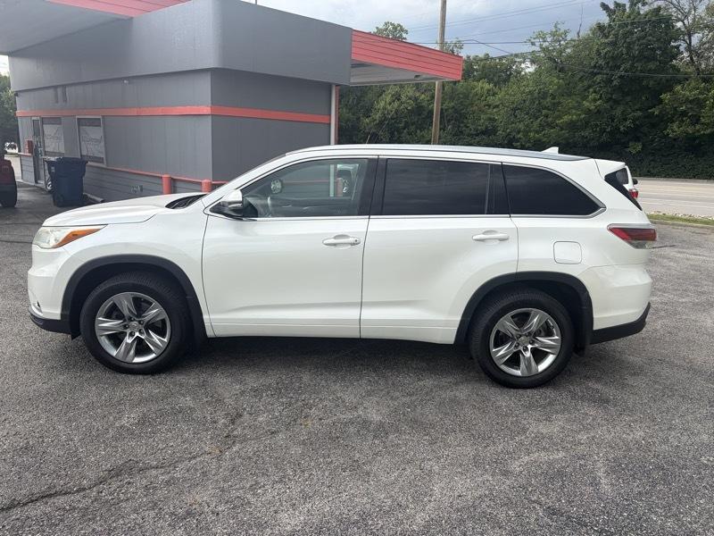 Toyota Highlander Limited FWD V6 2015