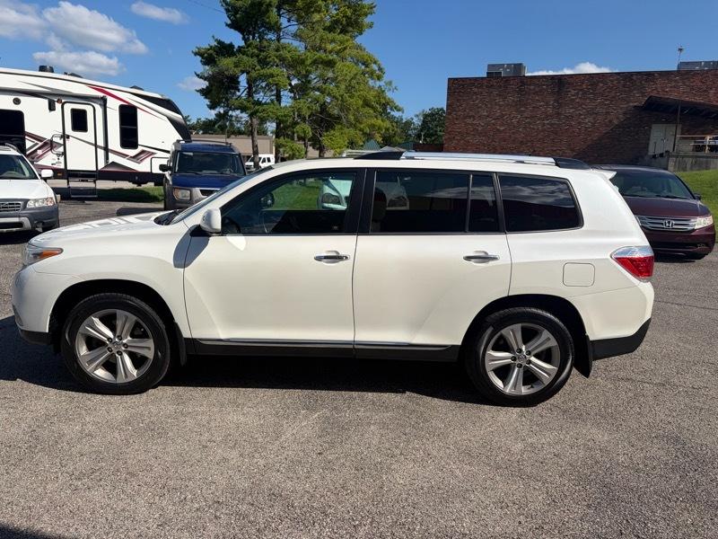 Toyota Highlander Limited 4WD 2013