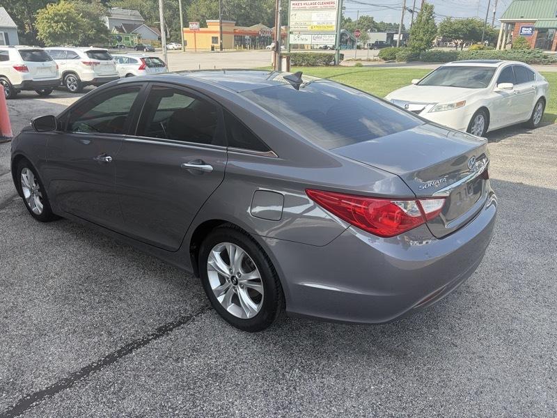 Hyundai Sonata Limited Auto 2011