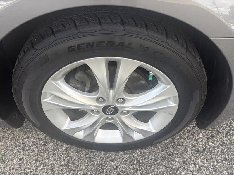 Hyundai Sonata Limited Auto 2011