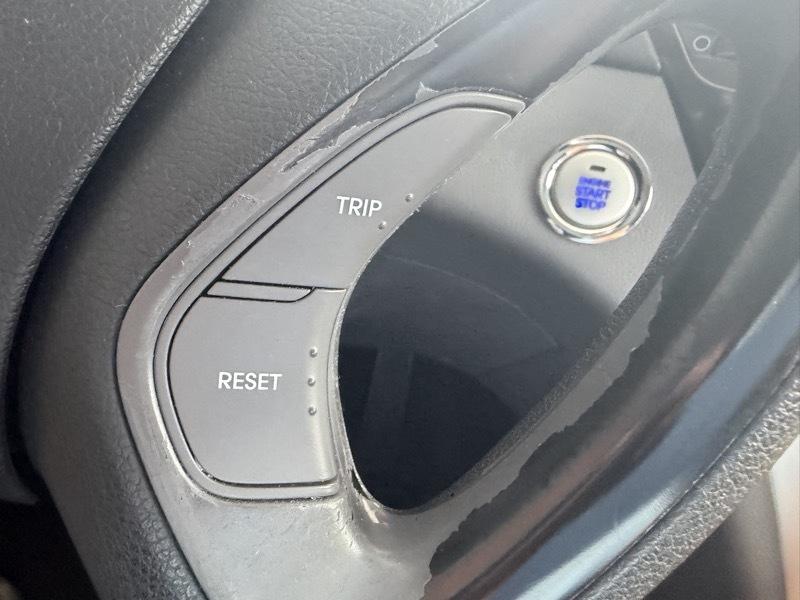 Hyundai Sonata Limited Auto 2011