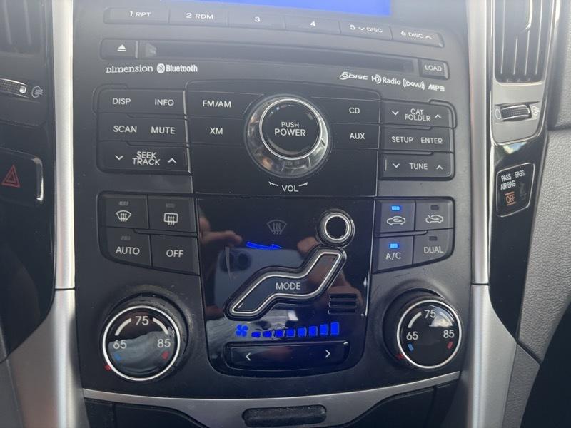 Hyundai Sonata Limited Auto 2011