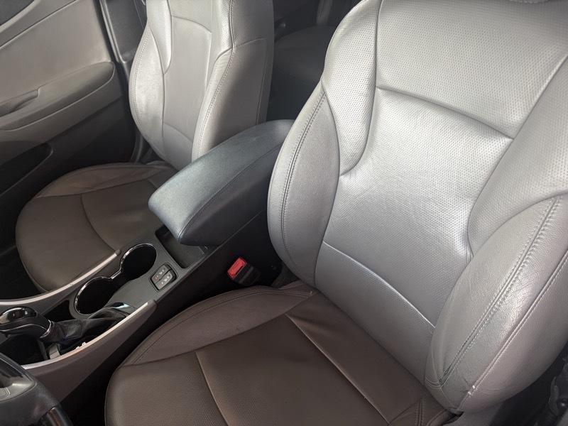 Hyundai Sonata Limited Auto 2011