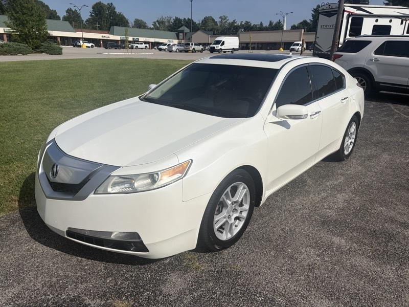 Acura TL 5-Speed AT with Tech Package 2010