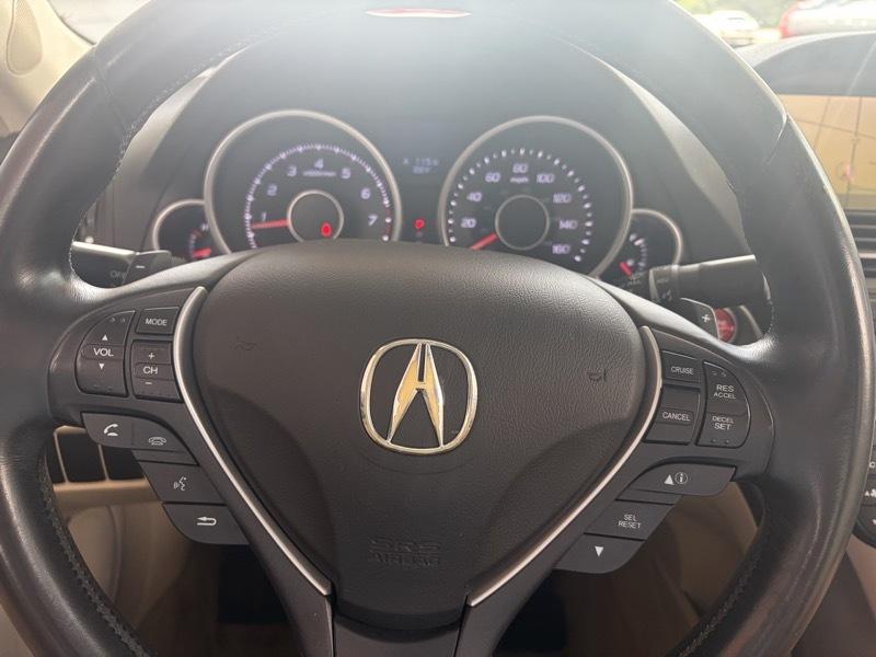Acura TL 5-Speed AT with Tech Package 2010