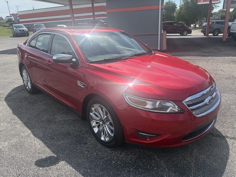Ford Taurus Limited FWD 2012