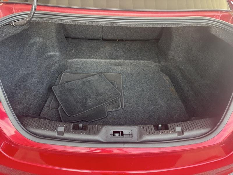 Ford Taurus Limited FWD 2012