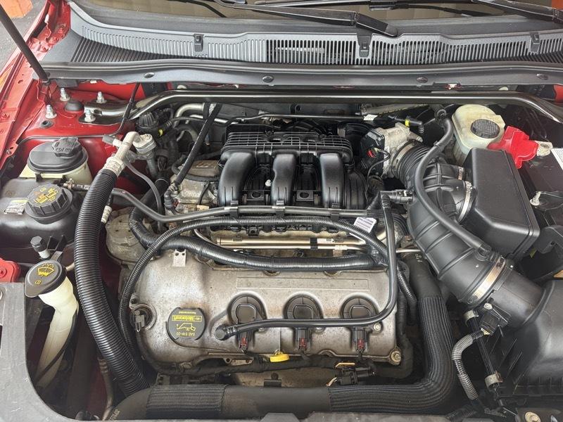 Ford Taurus Limited FWD 2012