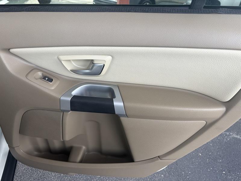Volvo XC90 3.2 AWD 2011