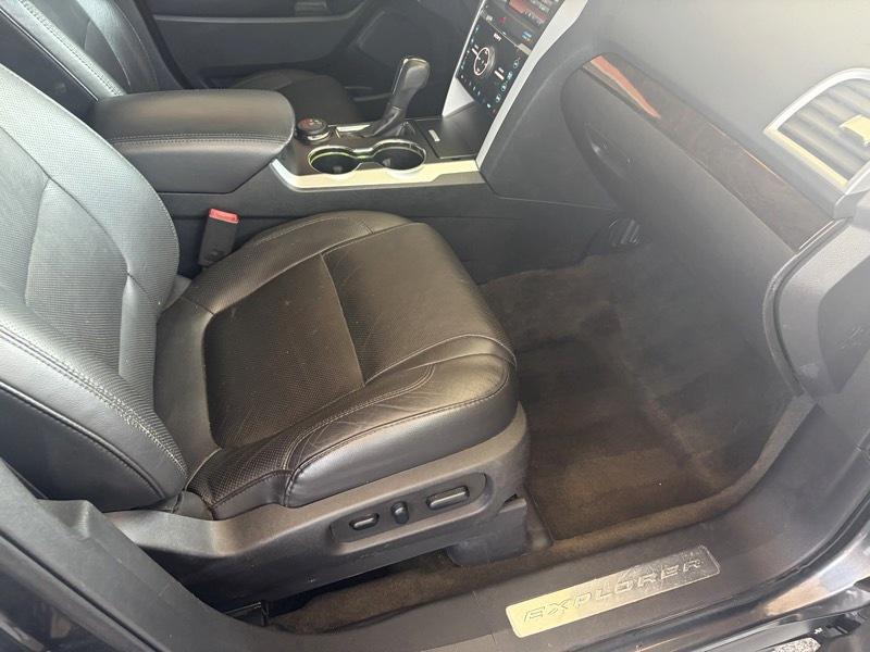 Ford Explorer Limited 4WD 2015