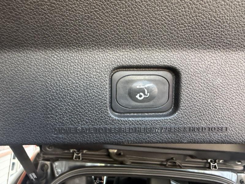 Ford Explorer Limited 4WD 2015