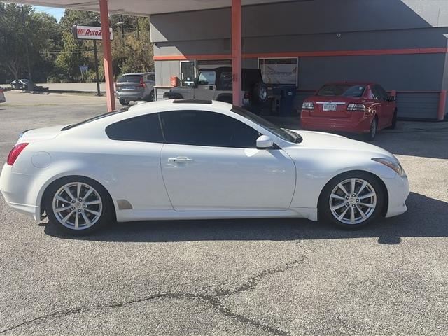 White 2011 INFINITI G37 Coupe All-Wheel Drive Automatic