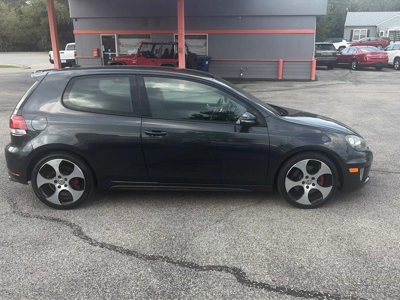 Volkswagen GTI 2-door 2013