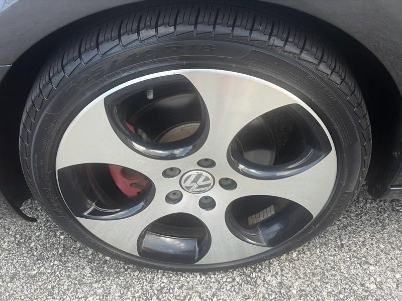 Volkswagen GTI 2-door 2013