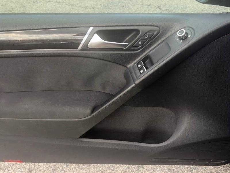 Volkswagen GTI 2-door 2013
