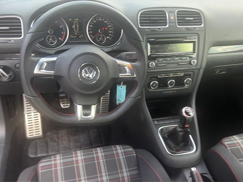Volkswagen GTI 2-door 2013