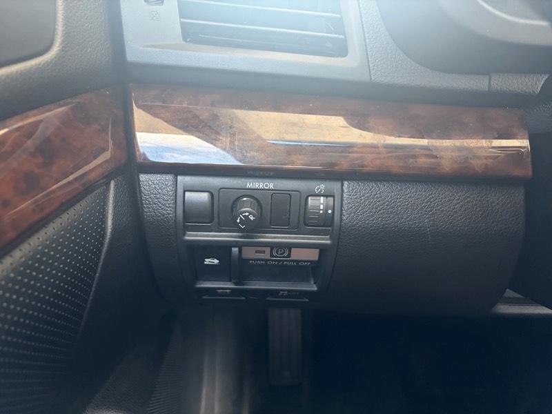 Subaru Legacy 2.5i Limited 2014