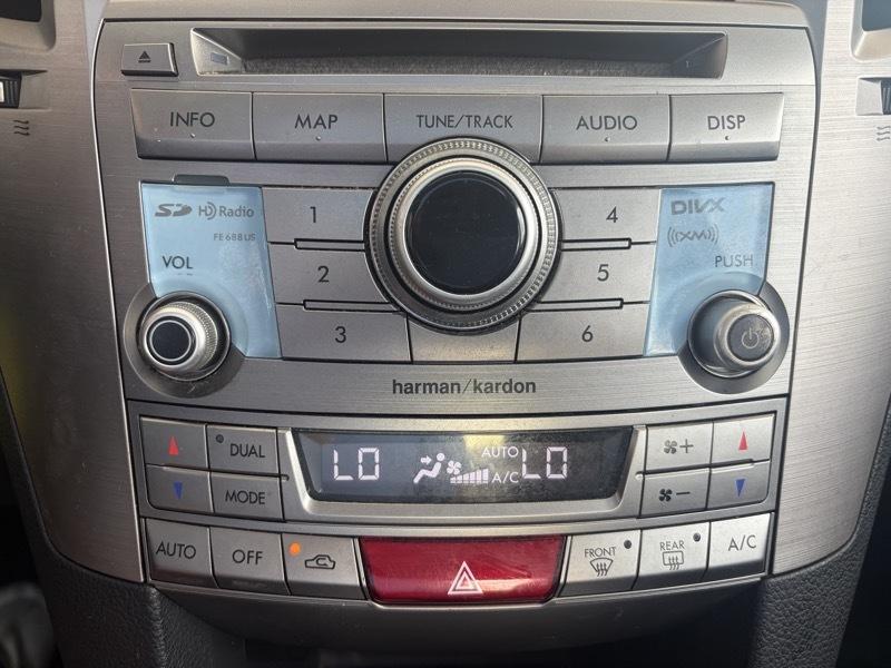 Subaru Legacy 2.5i Limited 2014