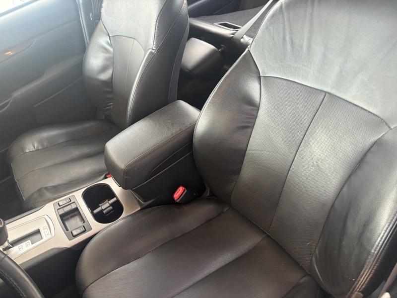 Subaru Legacy 2.5i Limited 2014