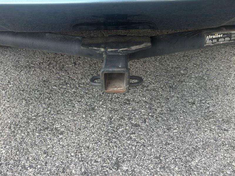 Toyota RAV4 Base I4 4WD 2012