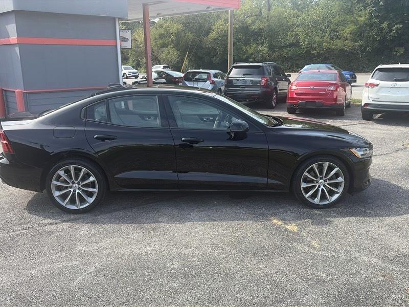 2019 Volvo S60 T5 Momentum