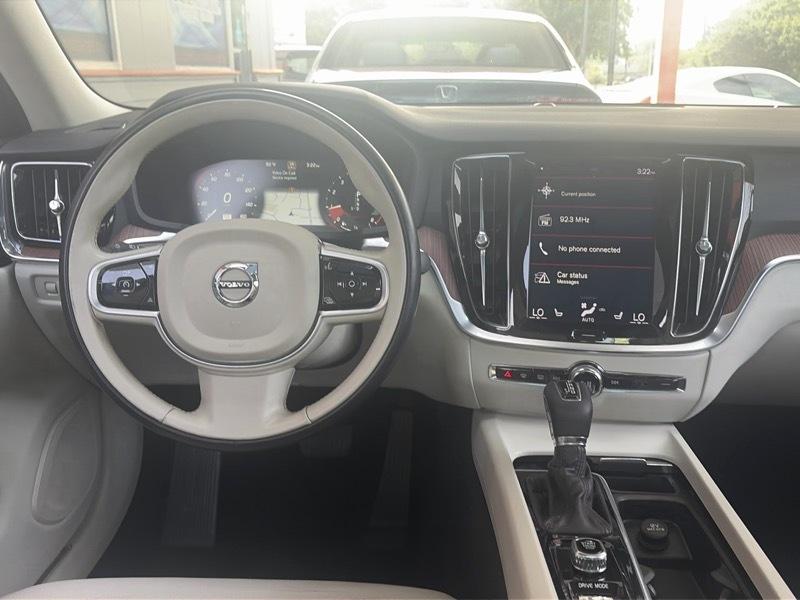 Volvo S60 T5 Momentum 2019