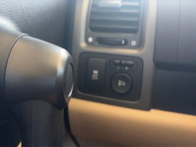 Honda CR-V EX-L 4WD 5-Speed AT 2011