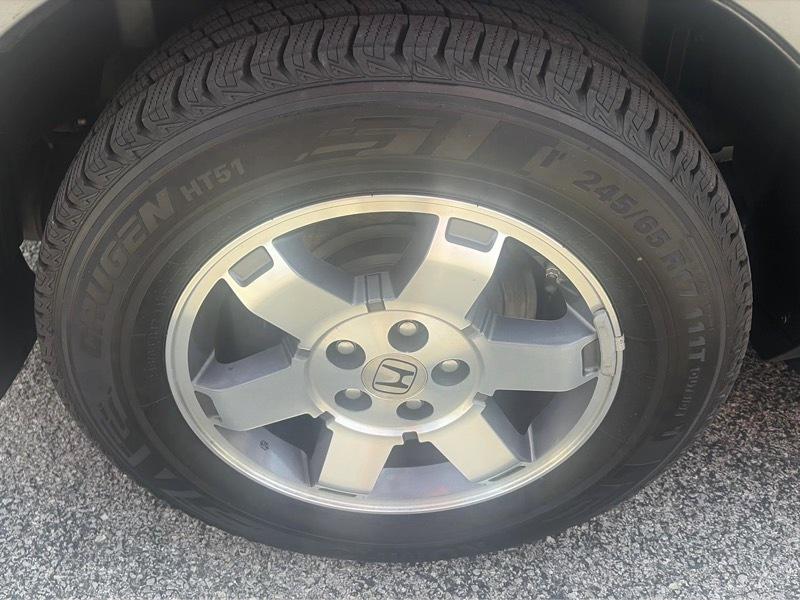 Honda Pilot Touring 4WD 5-Spd AT with DVD 2011