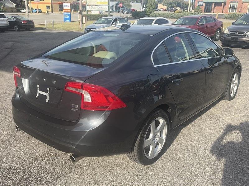 Volvo S40 T5 AWD 2013