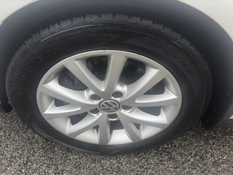 Volkswagen Jetta SEL PZEV 2010