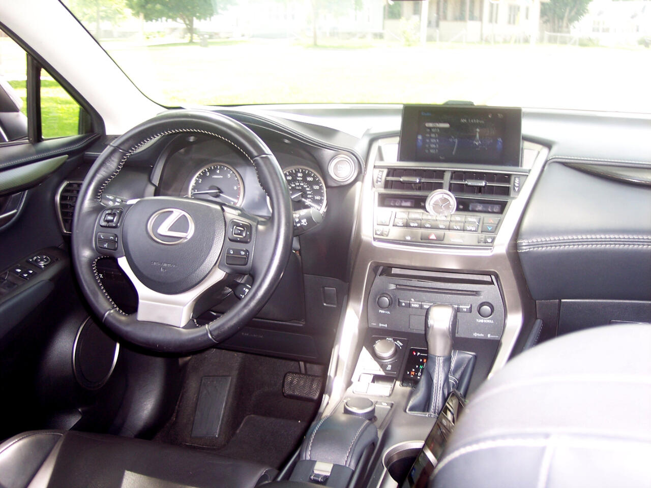 2015 Lexus NX 200t AWD photo 12