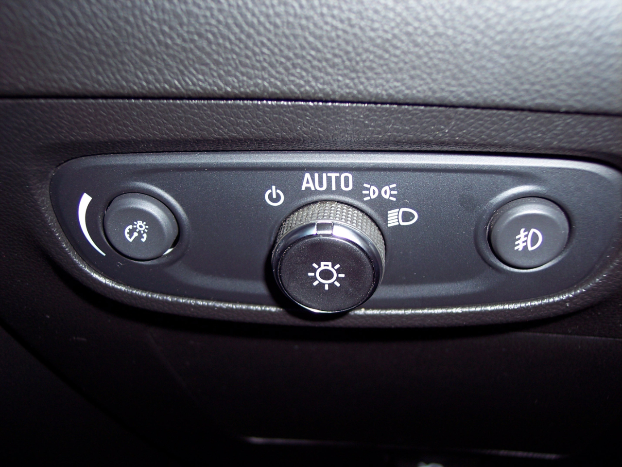 Buick Encore GX AWD 4dr Select 2020 Buick Encore GX AWD 4dr Select 2020